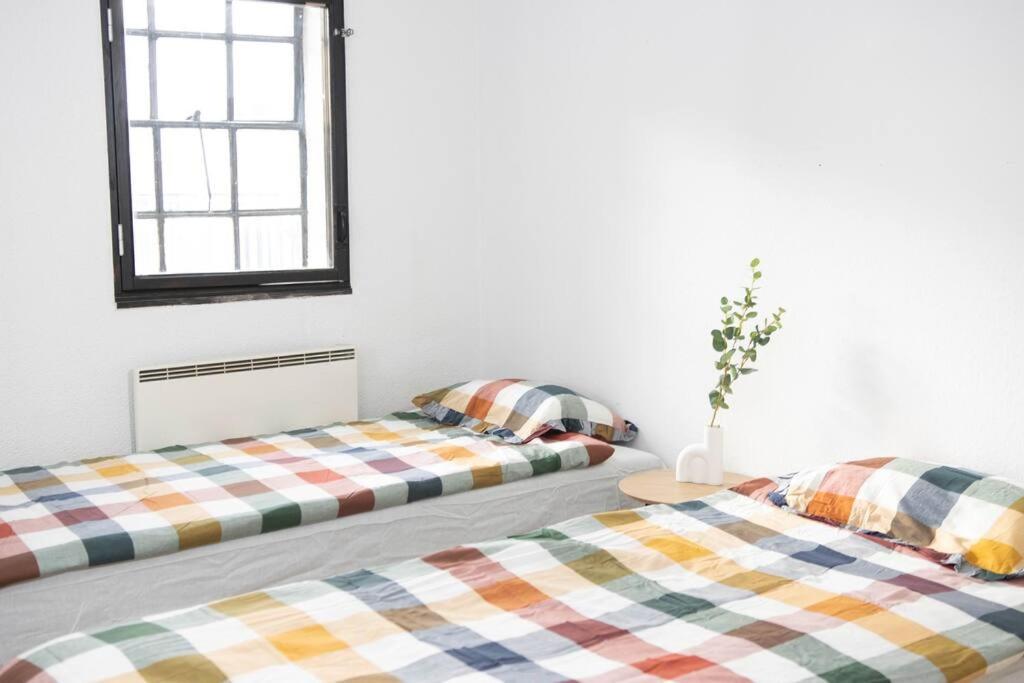 Historical Malt Factory Apartment, 6 Bedrooms, Sleeps 12 , Hot Tub Helsingborg Exterior foto